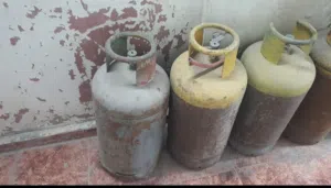 للبيع أسطوانات غاز طبخ (سلندرات) بحالة جيده