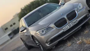 للبيع  بي ام 740li  6 سلندر  لارج