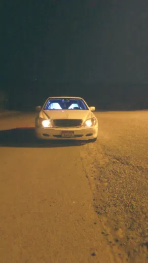 للبيع مرسيدس 2001