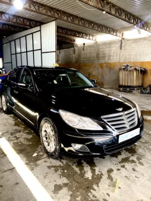 Used Genesis G70 in Misrata