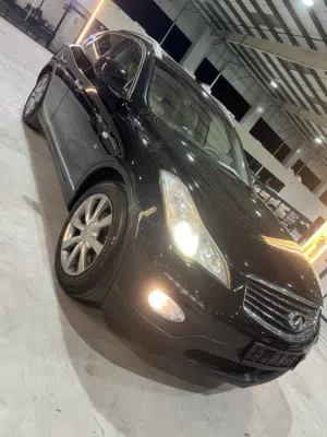 انفينيتي QX50 فل مواصفات واحد على واحد خمس كميرات بحالة الوكالة  Infiniti QX50 full opinion
