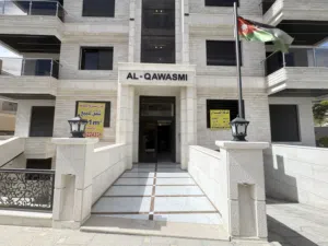 231 m2 4 Bedrooms Apartments for Sale in Amman Daheit Al Rasheed
