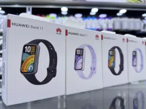 New Huawei Band 11 ( black , Purple )  باند هواوي الجديد كليا 2026 متوفر بكفالة الوكيل الحصري /////