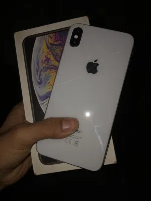 للبيع Max XS iPhone سعة 256 جيجا لون أبيض