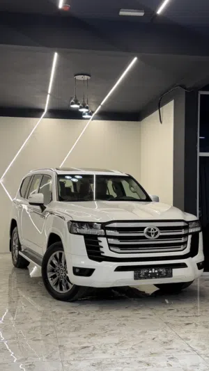 Used Toyota Land Cruiser in Al Batinah
