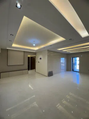 240 m2 4 Bedrooms Apartments for Rent in Amman Jubaiha