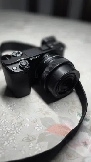 Sony alpha 6400 camera with kit lens