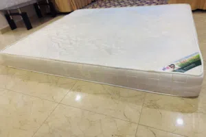 King size mattress 180 x 200 8” thick