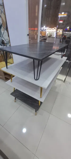طاولات ارضية