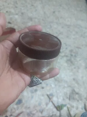 مطلوب علب عسل سوري