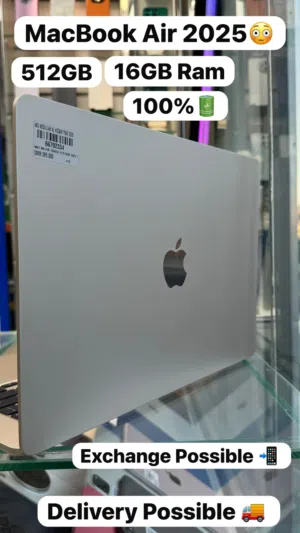 MacBook Air M4 chip Used 2025 model 52GB Ram 16GB ram 15inch display 18 cycle count Look like new