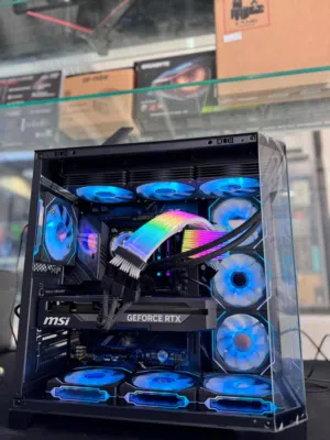Core i7 14F Ram32gb ddr5 RTX5070 vga 12gb ssd 2tb nvme king stone lian li steemar 850 gold use like
