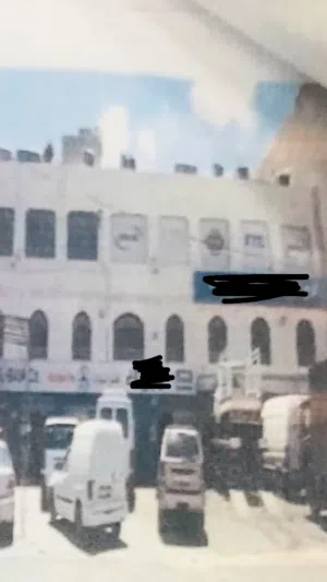 مجمع صناعي تجاري