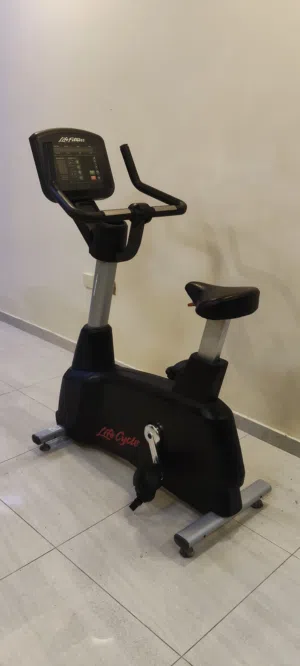 life fitness active series up right bike
