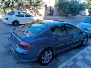 بيجو 407 موديل 2007للبيع فل كامل مع فتحة فحص ثلاثة جيد وقصعة