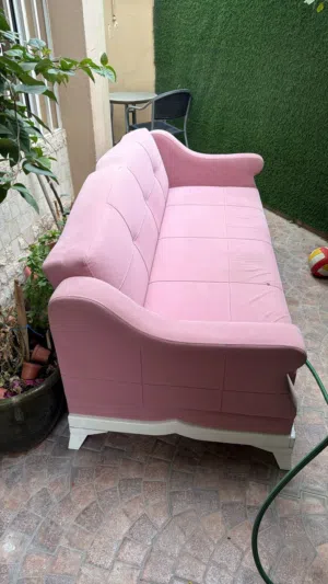 كنب و طاوله جانبيه للبيع