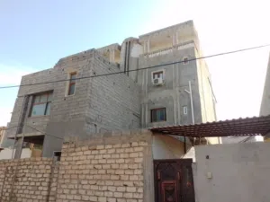 عمارة للبيع من 4ادوار في سوق الجمعة طريق الشط قريبة من شركة الساحل الخضروات مساحتها381متر إقرأ الوصف