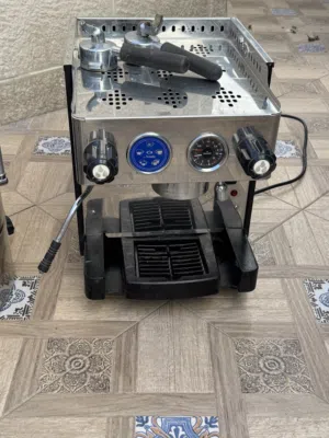 ماكنة طحن قهوه ديتنج 1 فاز  ماكنة قهوه رأس واحد +مطحنه  ماكنة ذره