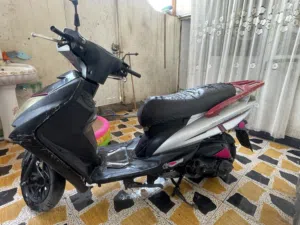 سكنس ياباني 125c تجفيت جديد بس طفت شغلت كهربائيات ابيع ع وضعه سعره 200 وبيه مجال مكاني شارع التاميم