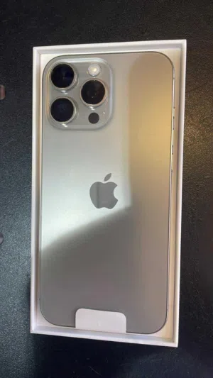 Apple iPhone 16 Pro Max 256 GB in Tripoli