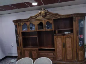بوفيه ملكيه مستعمله للبيع في سعر جدا جميل مليون وقابل للتفاوض بالسعر