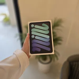 iPad mini 7 128GB Wi-Fi + Cellular بحالة الجديد