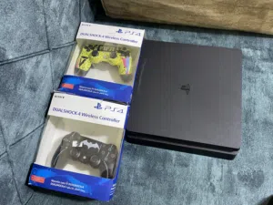 بلاي ستيشن 4 سليم معدل