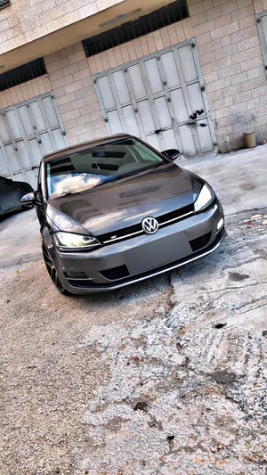 used-volkswagen-golf-in-nablus