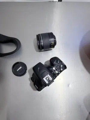 كاميرا نيكون D3500