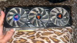 Rx 6800 كرت شاشه