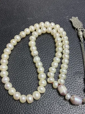 مسباح من اللؤلؤ الطبيعي