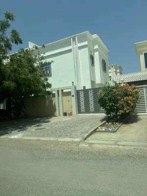 261 m2 4 Bedrooms Villa for Rent in Muscat Al Mawaleh