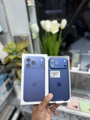 iPhone 17Promax256Gb Blue Arabic Version 100% Battery health Less use Phone