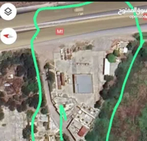 3500 m2 . Agent0