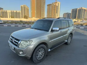 Mitsubishi Pajero GLS 2013  GCC Specs  Well Maintained