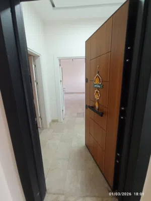 شقة ايجار فاضية مقابل حلويات الساحل عين زاره الدور الرابع عمارة حديثة اسانسير مولد