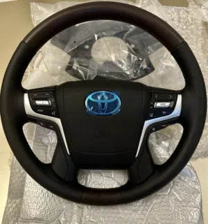 لاند كروزر عجلة قيادة جديدة