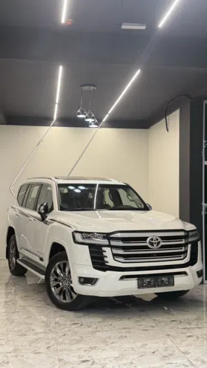 Used Toyota Land Cruiser in Al Batinah