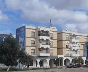 شقتين للبيع بسعر فرصه في 7000 الحميضه من احسن مناطق بنغازي