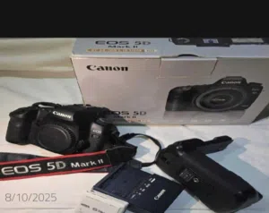 كاميرا كانون 5D مارك 2 مستخدم _ .