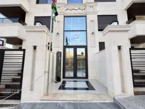 170 m2 3 Bedrooms Apartments for Sale in Amman Jubaiha