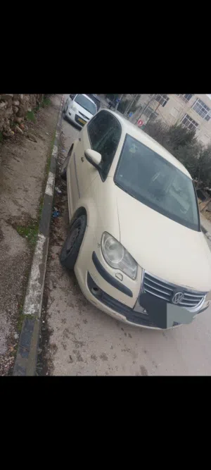 Used Volkswagen Touran in Ramallah and Al-Bireh