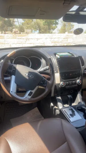 Used Kia Sorento in Amman