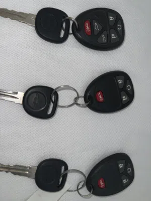 للبيع مفاتيح اصليه جديده GM