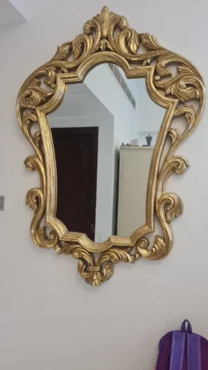 wall mirror