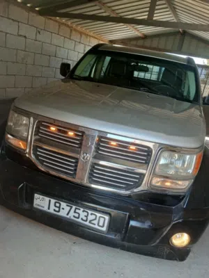 سيارة دودج نيترو 2008 موديل رِت، اس يو في، فضي، أوتوماتيك، مرخصة ومستعملة بحالة ممتازة