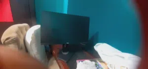 شاشه كمبيوتر مستعمله للبيع