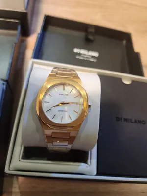 D1 Milano . Analog Quartz . Gold . New0