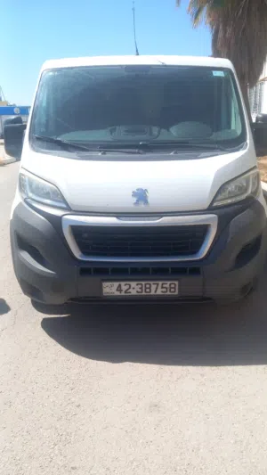 Used Peugeot Boxer in Amman