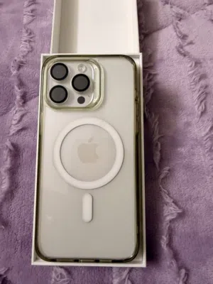 iPhone 15 Pro Max - White Titanium - 256GB - 100% Battery - وكالة
